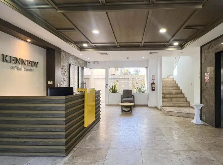 Venta de Oficina en Kennedy Norte, Guayas — imagen 1