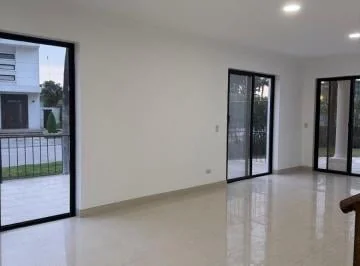 Casa en Venta, Estancias del Rio con 440 m² de Terreno y 3 Habitaciones, Km 10 de La Via Samborondon, Guayas — imagen 3