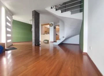 Casa 3 Plantas Paseos del Pichincha Remodelada con Ampliación — imagen 5