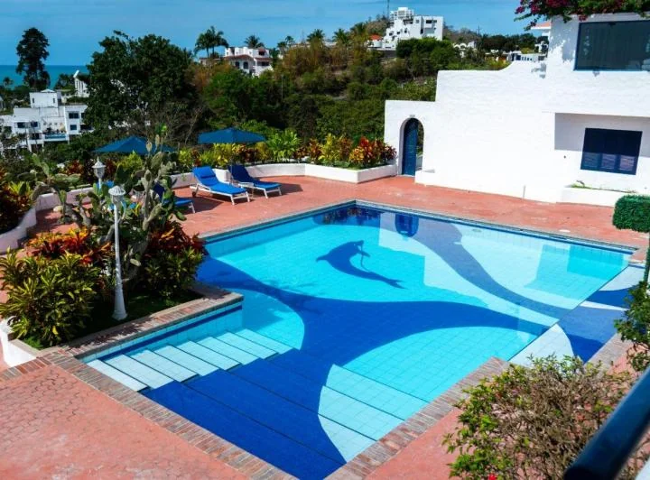 Departamento Amoblado en Venta con Terraza y 2 Habitaciones en Club Casa Blanca - Same - Esmeraldas — imagen 1