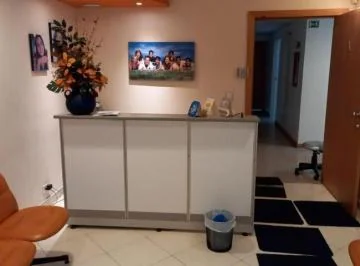 Vendo Oficina con 5 Estaciones Odontológicas 127 m. Sector Megamaxi — imagen 2