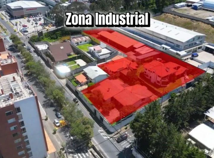 Oportunidad de Inversion en Venta Terreno Uso Industrial Av Real Audiencia! 3,293 m² — imagen 1