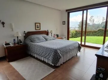 Casa en Venta en El Club Los Chillos. 3 Habitaciones. Usd. Provincia de Pichincha — imagen 4