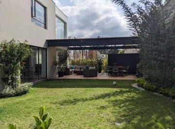 Espectacular Casa 3 Dorm. (Opción a 4), Amplios Jardines, Urbanización Privada, Nayón — imagen 5