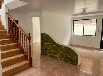 Hermosa Casa en Venta, Sector 10 de Agosto, Azuay — imagen 3