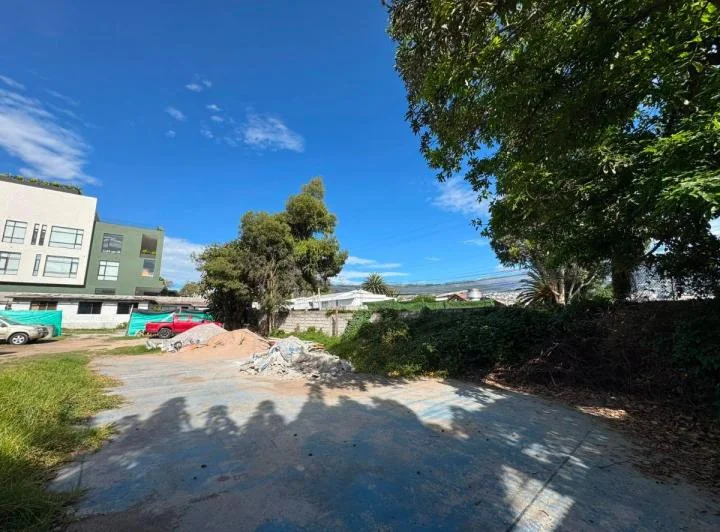 Terreno de 3300 m² en Venta en Tumbaco — imagen 1