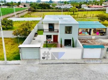Casa en Venta en Natabuela - Moderna, Amplia y Excelente Ubicación, Imbabura — imagen 5