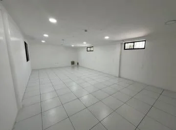 Vendo Propiedad Comercial Locales y Oficinas en Urdesa Guayaquil, Guayas — imagen 4