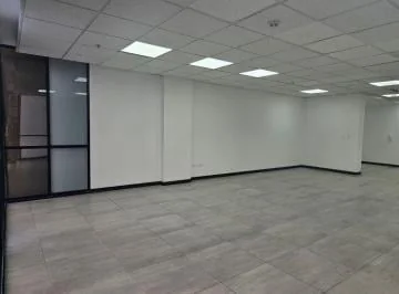 Exclusiva Oficina en Piso 12 con Vista Hacia El Parque de La Carolina — imagen 5