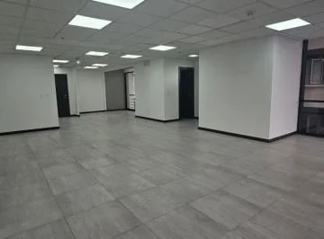Exclusiva Oficina en Piso 12 con Vista Hacia El Parque de La Carolina — imagen 3