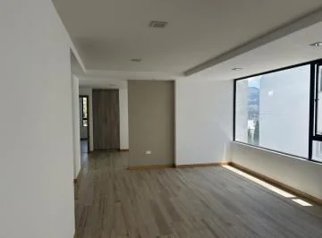 Bello Departamento en Venta Urb. El Condado — imagen 3