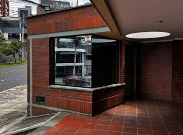 En Venta Oficina Comercial en Av Orellana | 118 m² | Acceso Independiente — imagen 4