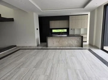 Vendo Exclusivo Pent - House Duplex de Lujo Dentro de La Mejor Urbanizacion de Cumbaya — imagen 2