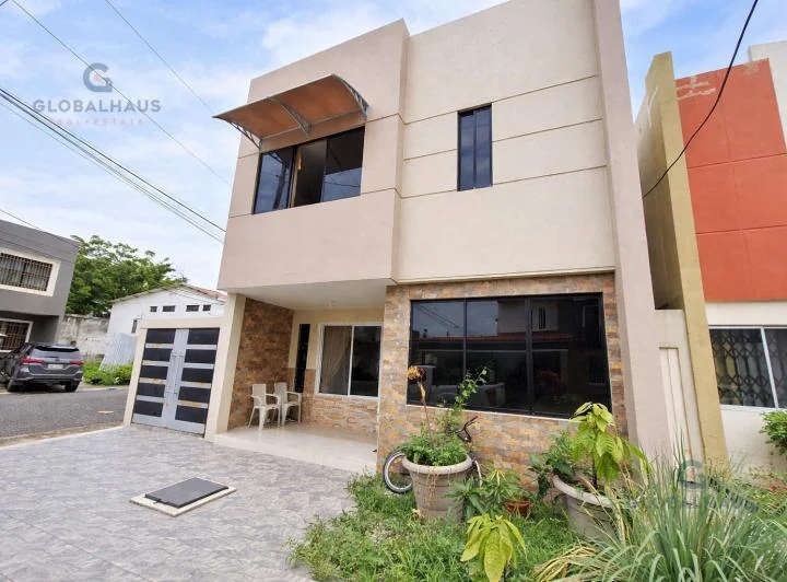 Venta Casa Urb. Castilla, Vía a Samborondón Daule, 3 Dorm., V. O. Guayas — imagen 1