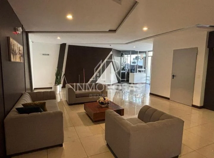 Espacioso Dpto $134.900 con Ascensor 2 Dorm, 1estudio, 2 Parq. Quito Tenis Excelente Ubicación — imagen 1