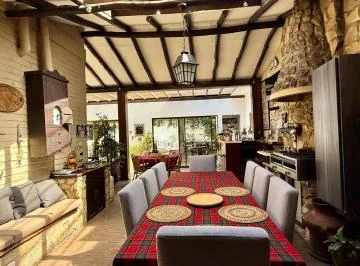 Casa en Venta en Cuenca, Azuay — imagen 2