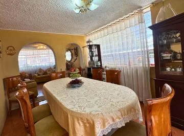 Venta de Casa Ubicada en El Rosario, Av Luis Tufiño y Av La Prensa — imagen 5