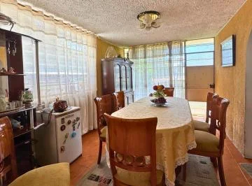 Venta de Casa Ubicada en El Rosario, Av Luis Tufiño y Av La Prensa — imagen 4