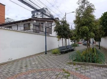 Venta de Terreno Sector Quicentro Norte Proyecta Hasta 14 Pisos! — imagen 2
