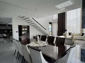 Venta Casa de Lujo 4 Dorm. en Tumbaco Sector La Cerámica - Quito — imagen 2