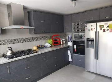 Vendo Departamento en Edificio con Balcon y Terraza Sector Inchapicho - Nayon — imagen 5