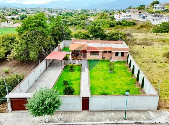 Casa en Venta en Chaltura, Imbabura Amplio Terreno 803 m², Imbabura — imagen 1