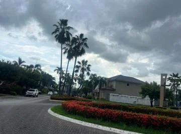 Samborondón Km 7 Laguna del Sol Terreno Al Lago en Venta, Guayas — imagen 2
