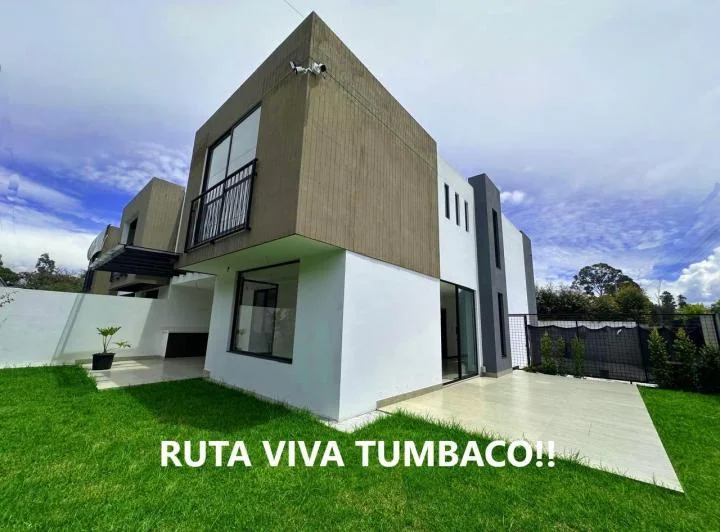 Hermosa Casa de Venta en Ruta Viva Tumbaco! — imagen 1