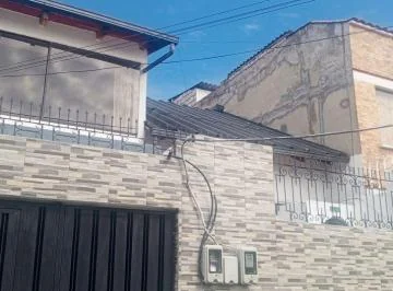 Vendo Casa Rentera con Departamento Renta Sector Vaca de Castro — imagen 5