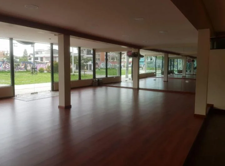 Vendo Casa Comercial – Sector Jipijapa, Plaza de Toros — imagen 1