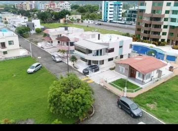 Oportunidad Departamento 120 m. Amoblado Playa Tonsupa, Urbanización Castelnuovo $90.000 — imagen 5