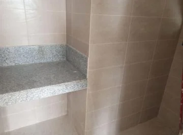 Casa de Venta en La Urbanización La Joya, 4 Dorm., 131 m². Guayas — imagen 2