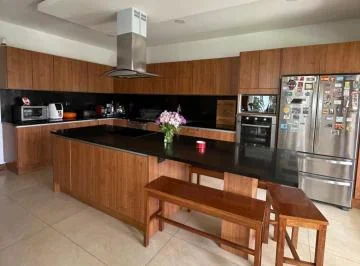 Venta Casa 3 Dorm. Conjunto Parque Algarrobos II — imagen 3