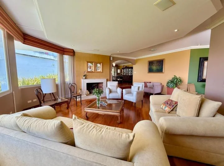 Casa de Venta en Miravalle — imagen 1
