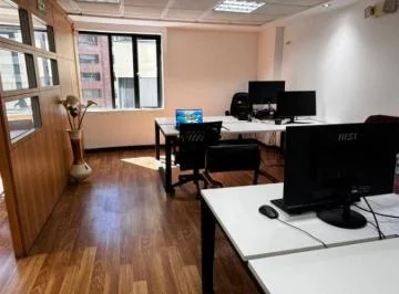 Venta Oficina 62 m² Cubiertos Más Parqueadero en La Carolina — imagen 4