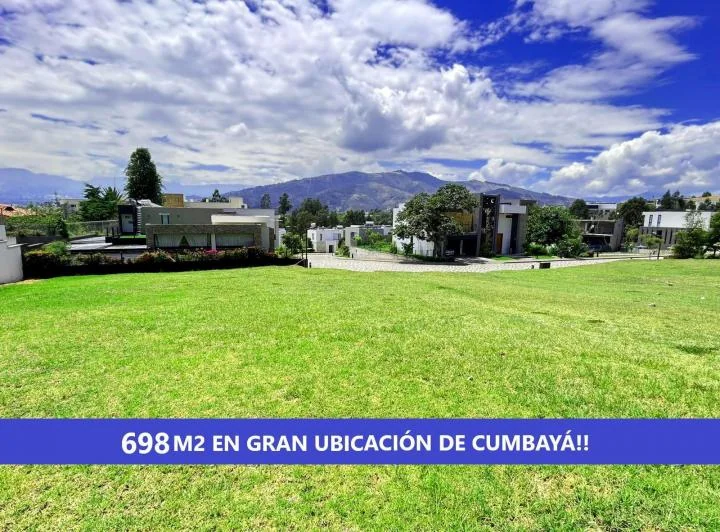 Hermoso Terreno de 698 m² de Venta en Urbanización de Lujo Cumbaya! — imagen 1