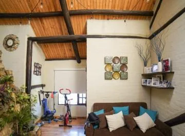 Hermosa Casa en Venta, Sector Parque Industrial, Azuay — imagen 2