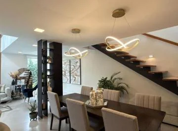 Casa en Venta en Tumbaco 4 Dorm. + Jardín + Amenities | Conjunto Privado con Seguridad — imagen 2