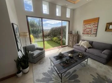San Juan Bajo - Cumbaya Casa de Venta en Conjunto Exclusivo — imagen 2