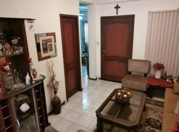 Casa de Venta en Urbanización La Joya, Primeras Etapas, 4 Dorm.. Guayas — imagen 4