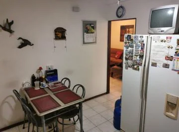 Casa de Venta en Urbanización La Joya, Primeras Etapas, 4 Dorm.. Guayas — imagen 2