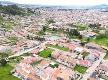 Excelente Priopiedad Baños Sector Colegio Borja, Azuay — imagen 4