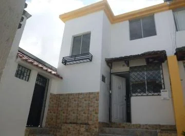 Acogedora Casa en Venta. en El Conjunto Santa Catalina, en San José de Morán, Parroquia Calderón. Provincia de Pichincha — imagen 5