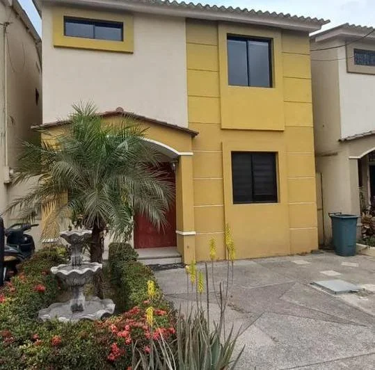 Casa en Venta en Urb. Milan Via Salitre, Guayas — imagen 1