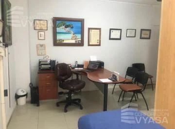 París - Gaspar de Villarroel, Excelente Local de Venta 115 m² — imagen 3