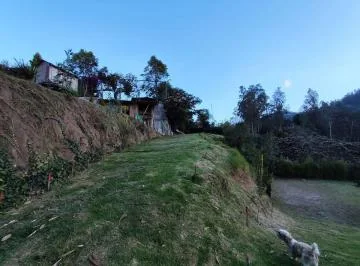 Terreno de 1500 m² en El Sector de Nayón, Ideal Para Desarrollar un Hostal de Mascotas, Guardería Ca — imagen 4