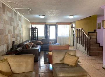 Venta Casa San Carlos, a Una Cuadra Parque Ingles 4 Dorm. — imagen 2