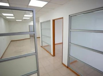 Oficina Corporativa Premium en Ubicación Estratégica en Venta 540 m². Guayas — imagen 2
