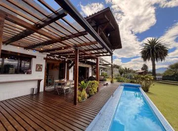 Casa en Venta con Piscina Los Chillos Ontaneda Urbanización Privada — imagen 5