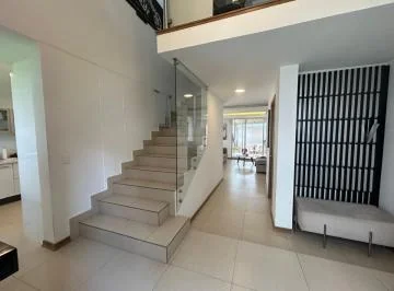 Casa de Venta 177 m² en Cumbayá Cerca Al Parque Central — imagen 4